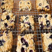 Blueberry and fig flapjacks recipe_image