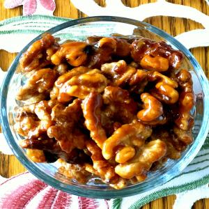 Honey-Roasted Cayenne Walnuts image