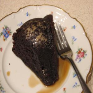 Moisten & Flavor the Cake With This Simple Syrup_image