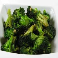 Broccoli With Garlic Sauce_image