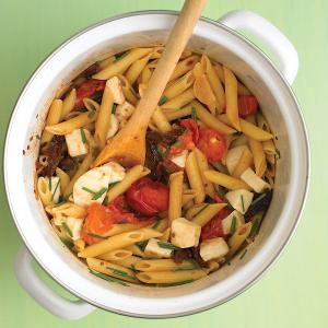 Penne with Two Tomatoes and Mozzarella_image