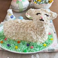 The Best Easter Lamb Cake_image