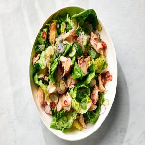 Grilled Salmon Salad With Lime, Chiles and Herbs_image