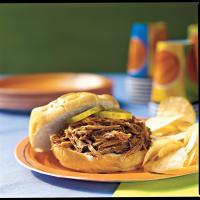 Slow-Cooker Barbecue Beef Sandwiches_image