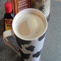 Healthful Homemade Coffee Creamer With Flavor Options!_image