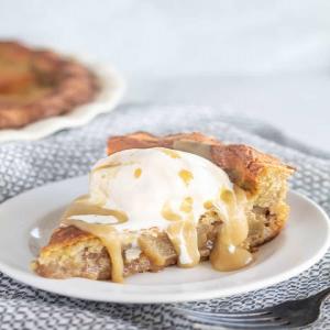 Low-Carb And Paleo Apple Pie_image