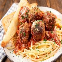 Family Meal: Spaghetti with Ricotta Meatballs with pecorino garlic bread_image