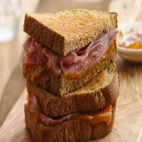 Grilled Ham, Cheddar and Chutney Sandwich_image