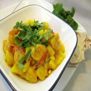 Potato and Shrimp Curry image