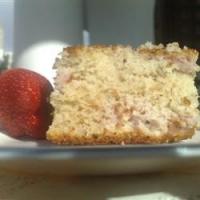 Easy Strawberry Yogurt Cake_image