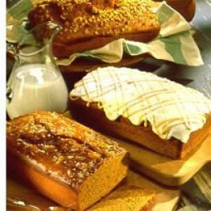 Old-Fashioned Pumpkin Nut Loaf image