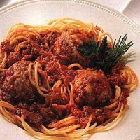 Spaghetti with Turkey-Pesto Meatballs image