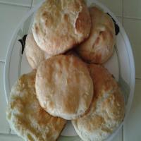 Sour Cream and 7-Up Biscuits_image