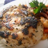 Grilled Chicken and Herbs_image