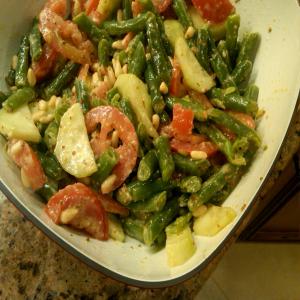 Creamy Green Bean & Tomato Salad_image