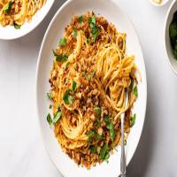Pasta With Anchovies and Breadcrumbs Recipe_image