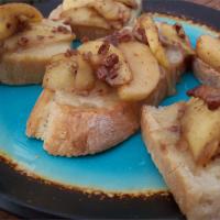 Toasted Apple-Pecan Brie Sandwiches image