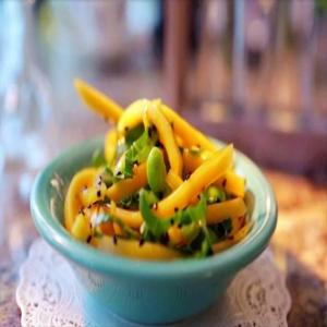 Edamame, Bok Choy and Mango Salad with Asian Vinaigrette_image