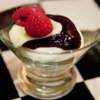 White Chocolate Mousse With Raspberry Compote_image