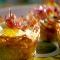 Eggs in Baskets image