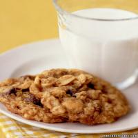 Peanut Butter-Chocolate Chip Oatmeal Cookies_image