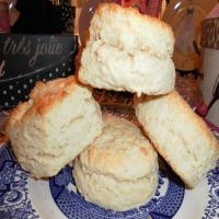 Betty Crocker's Baking Powder Biscuits (Light, Flaky and Tender)_image