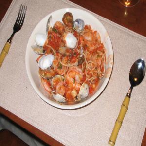 Spaghetti a La Bruschetta With Seafood_image