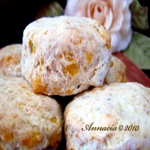 Cheddar Scallion Drop Biscuits image