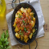 Patatas bravas recipe_image