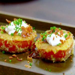 Fried Red Tomatoes With Sour Cream and Prosciutto image