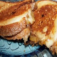 Grilled Havarti Sandwich With Spiced Apples image