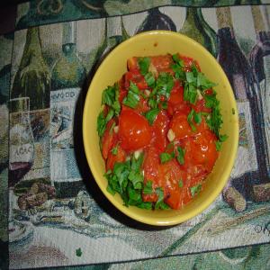 Baked Tomatoes With Garlic (Tomates'a La Provencale)_image