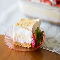 Strawberry COOL WHIP Cheesecake Dessert_image