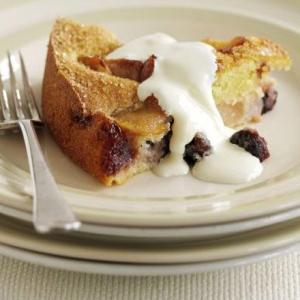Sugar-crunch fruitcake image