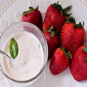 Strawberry Basil Dip_image