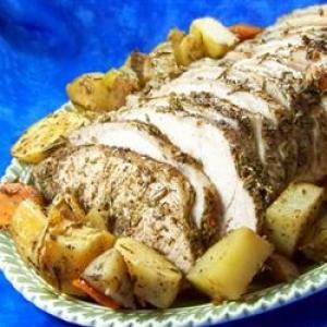 Oven-Roasted Pork Tenderloin with Roasted Potatoes and Vegetables_image
