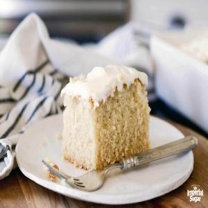 Vanilla Crazy Cake | Dixie Crystals_image