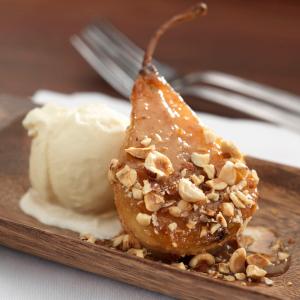 Caramelized Bosc Pears with Hazelnut Butter_image