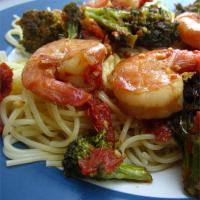 Shrimp, Broccoli, and Sun-dried Tomatoes Scampi with Angel Hair_image