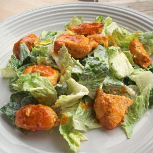 Hot 'n' Spicy Buffalo Chicken Salad_image