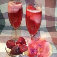 Champagne with Strawberries_image