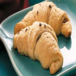 Savory Nutty Crescents_image