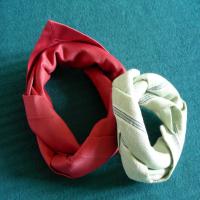 Serviette/Napkin Folding, Tied in a Knot - Variation_image