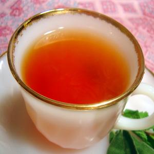Relaxing Middle Eastern Tea image