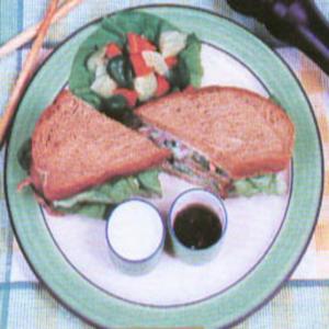 Crunchy Healthy Sandwich_image