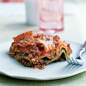 Slow Cooker Pesto Lasagna with Spinach and Mushrooms Recipe - (4.3/5) image