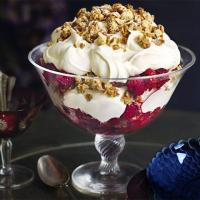 Raspberry cranachan trifle image
