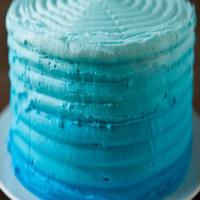 Ombre Buttercream Frosting_image