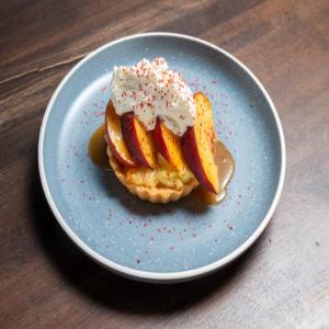 Peach Tart with Coconut Cream and Slightly Salted Caramel_image