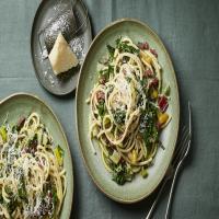 Spaghetti with chard, chilli and anchovies_image
